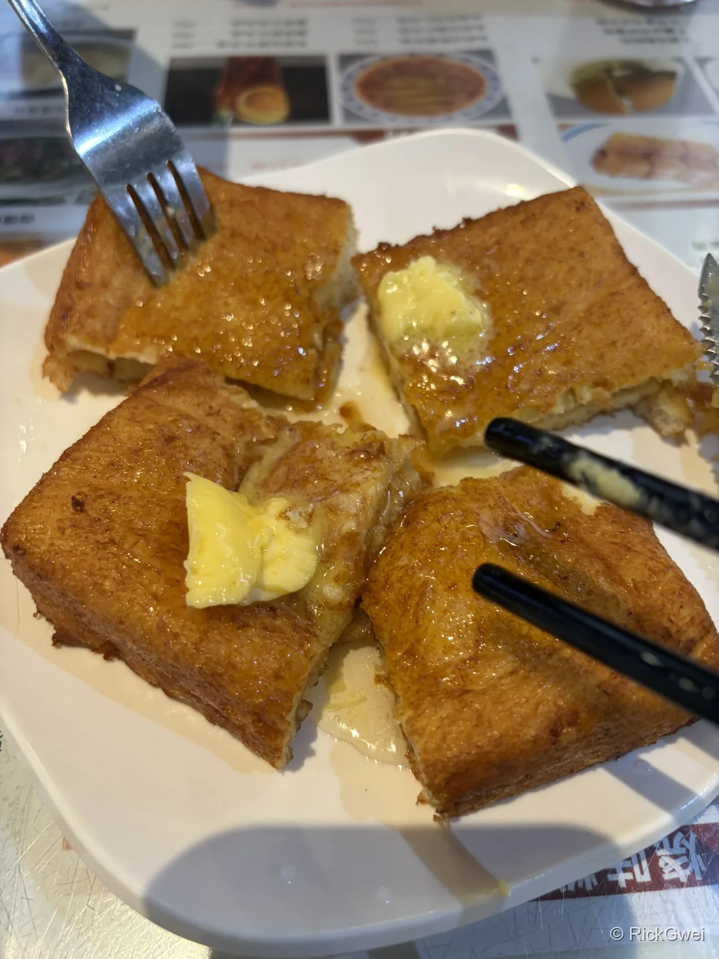 茶餐厅里的西多士