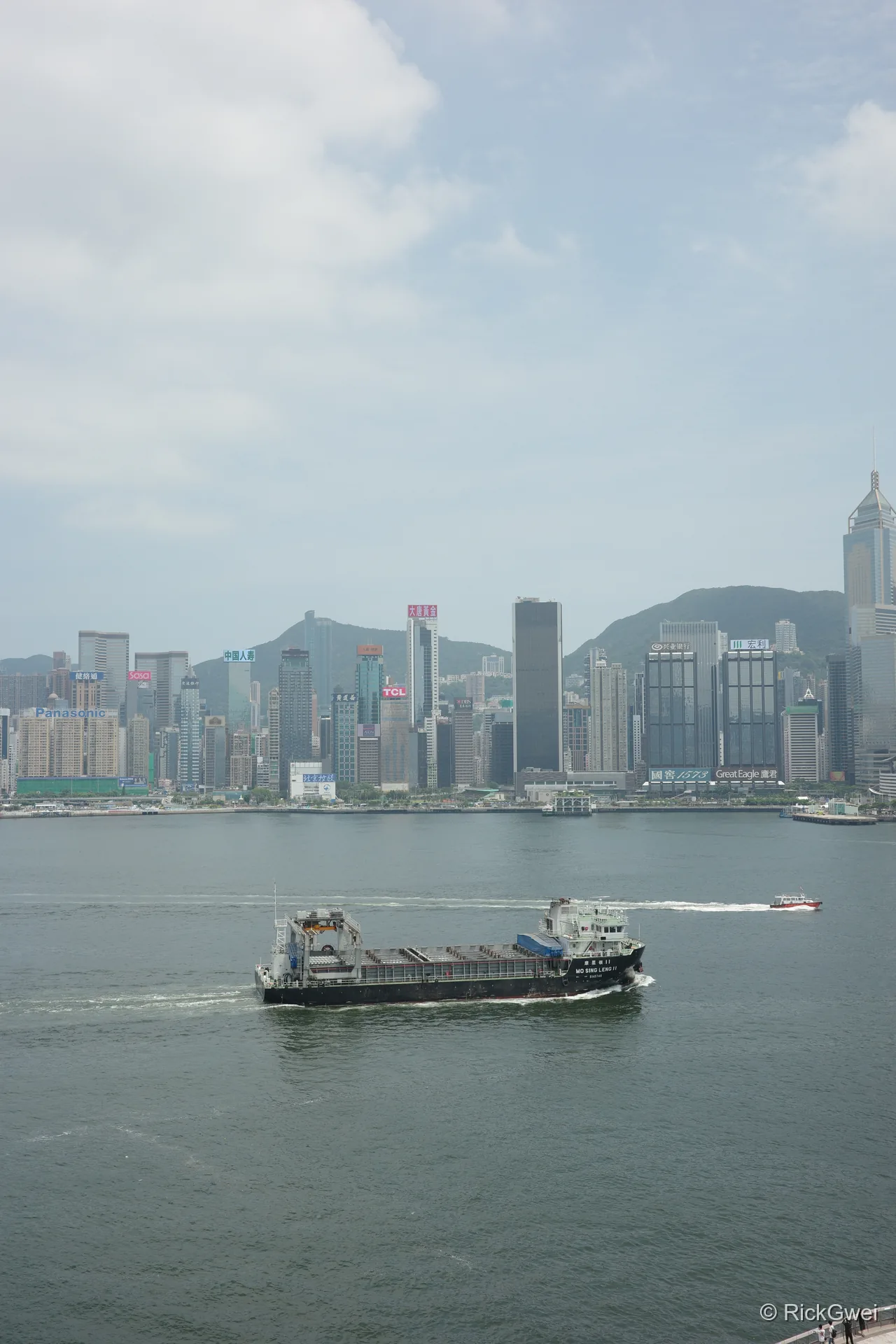 维多利亚港与天星小轮